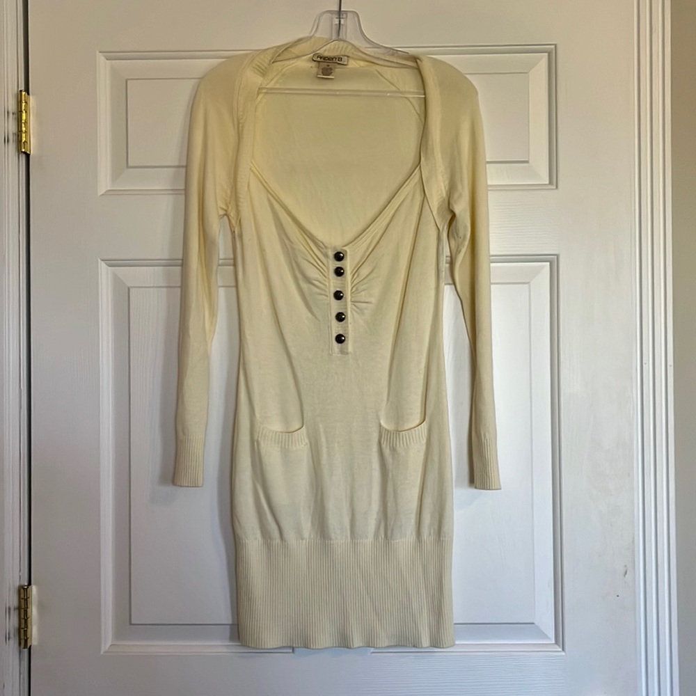 Women’s Arden B Fitted Dress Size Medium